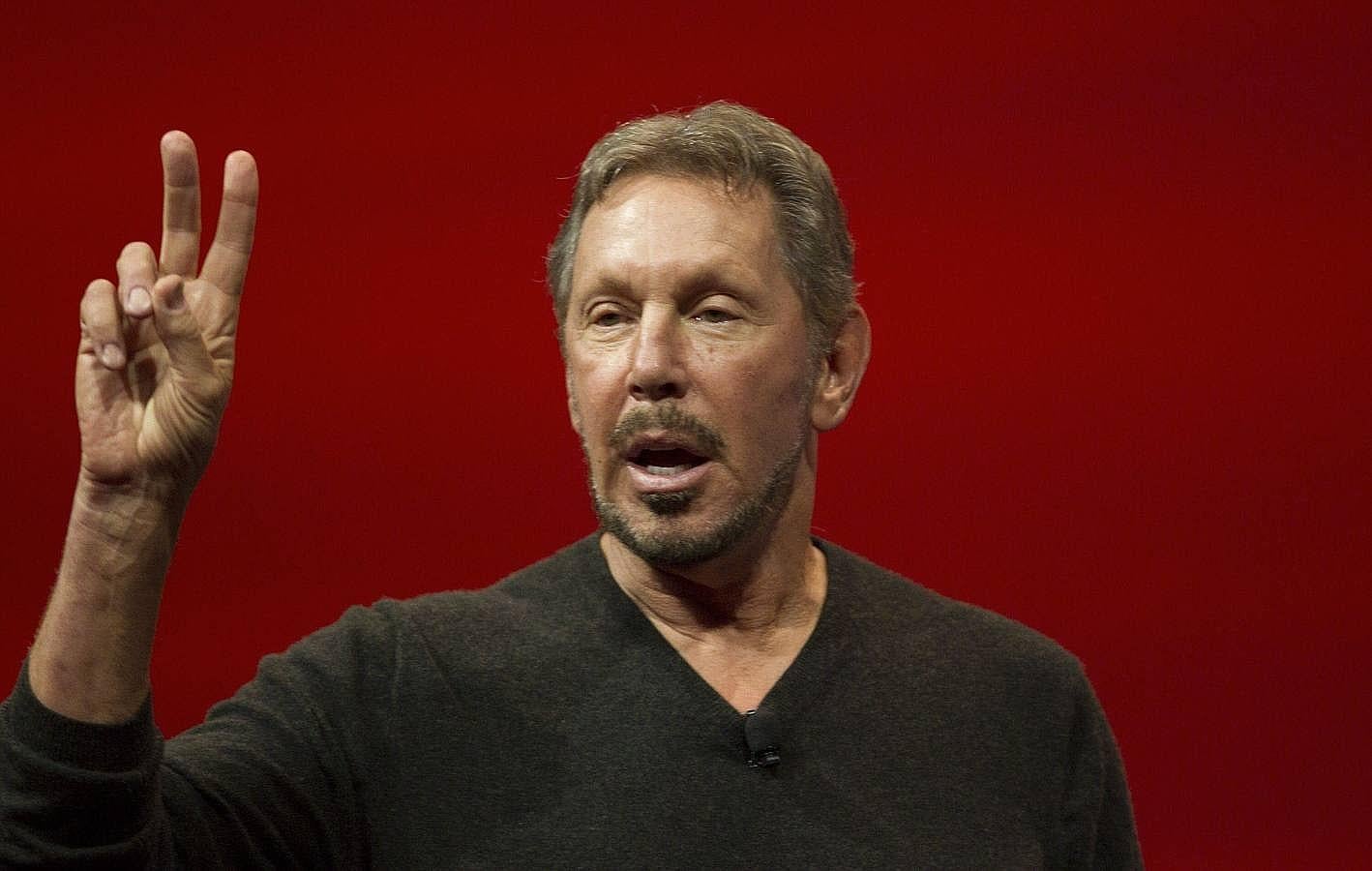 5. Larry Ellison. Larry Ellison, el primer empresario de tecnología de Silicon Valley en vivir a lo grande y rápido, ocupa el quinto puesto, su riqueza se sitúa en 54.300 millones de dólares, 6.300 millones dólares más que en 2014.