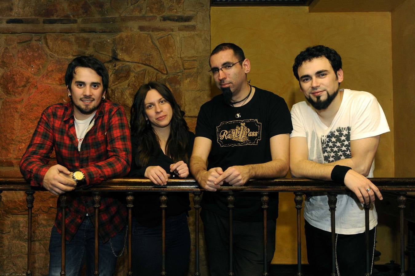 Conciertos de Guerrera y Rail 4 Pass en la sala Porta Caeli de Valladolid