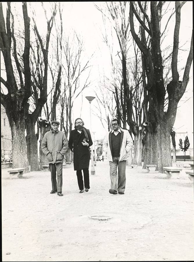 Con Paco Umbral y Manu Leguineche.