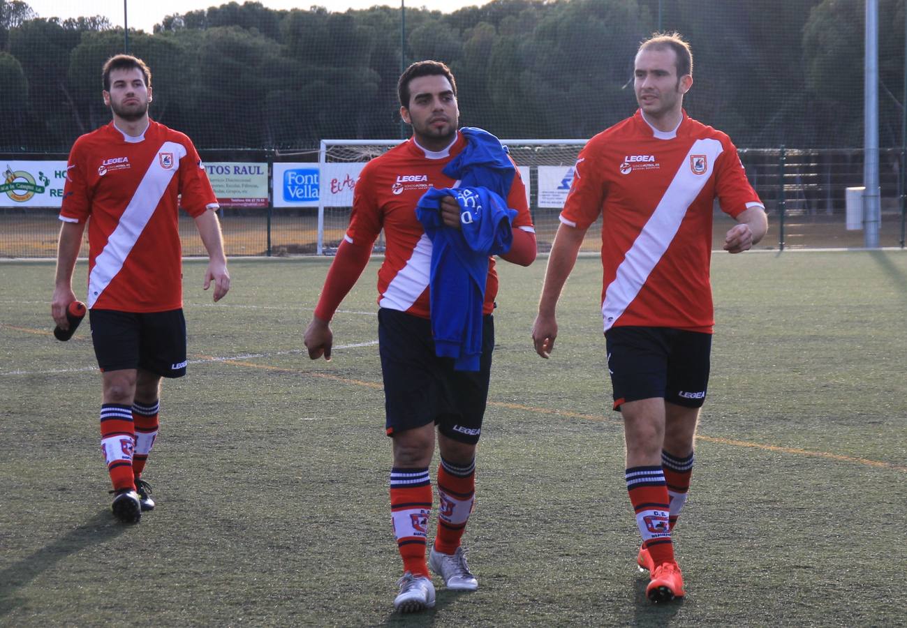 Partido de fútbol entre el Villa de Simancas y el Numancia B (0-2)
