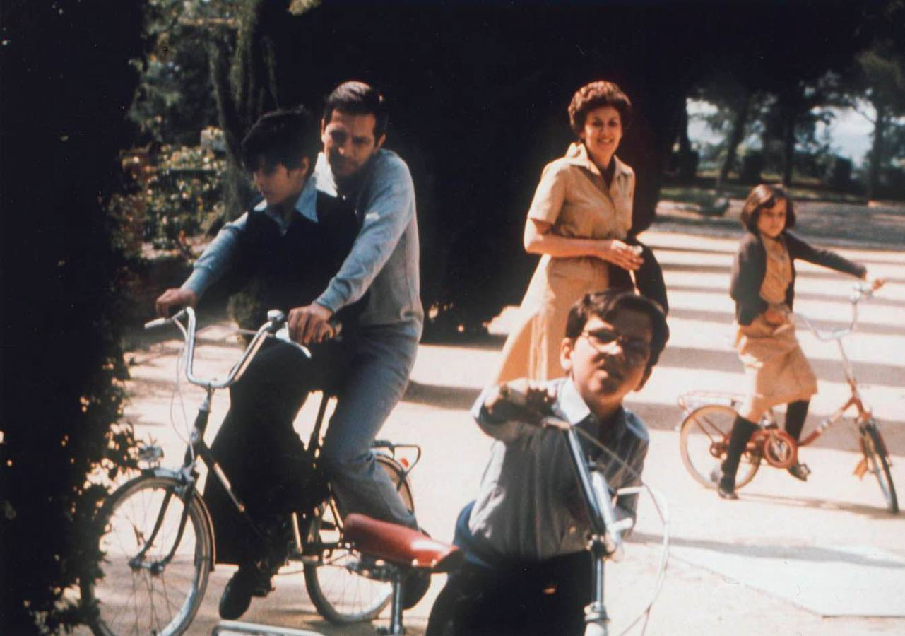 Una escena de la familia Suárez Illana.