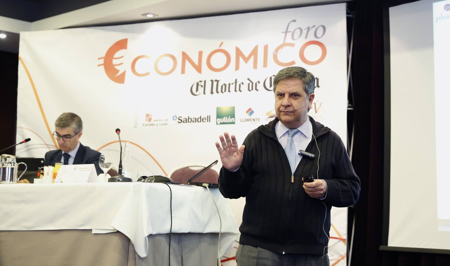 El ingeniero Marcos Urarte en el Foro Económico de El Norte de Castilla