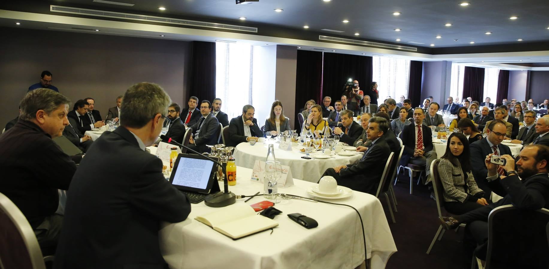 El ingeniero Marcos Urarte en el Foro Económico de El Norte de Castilla