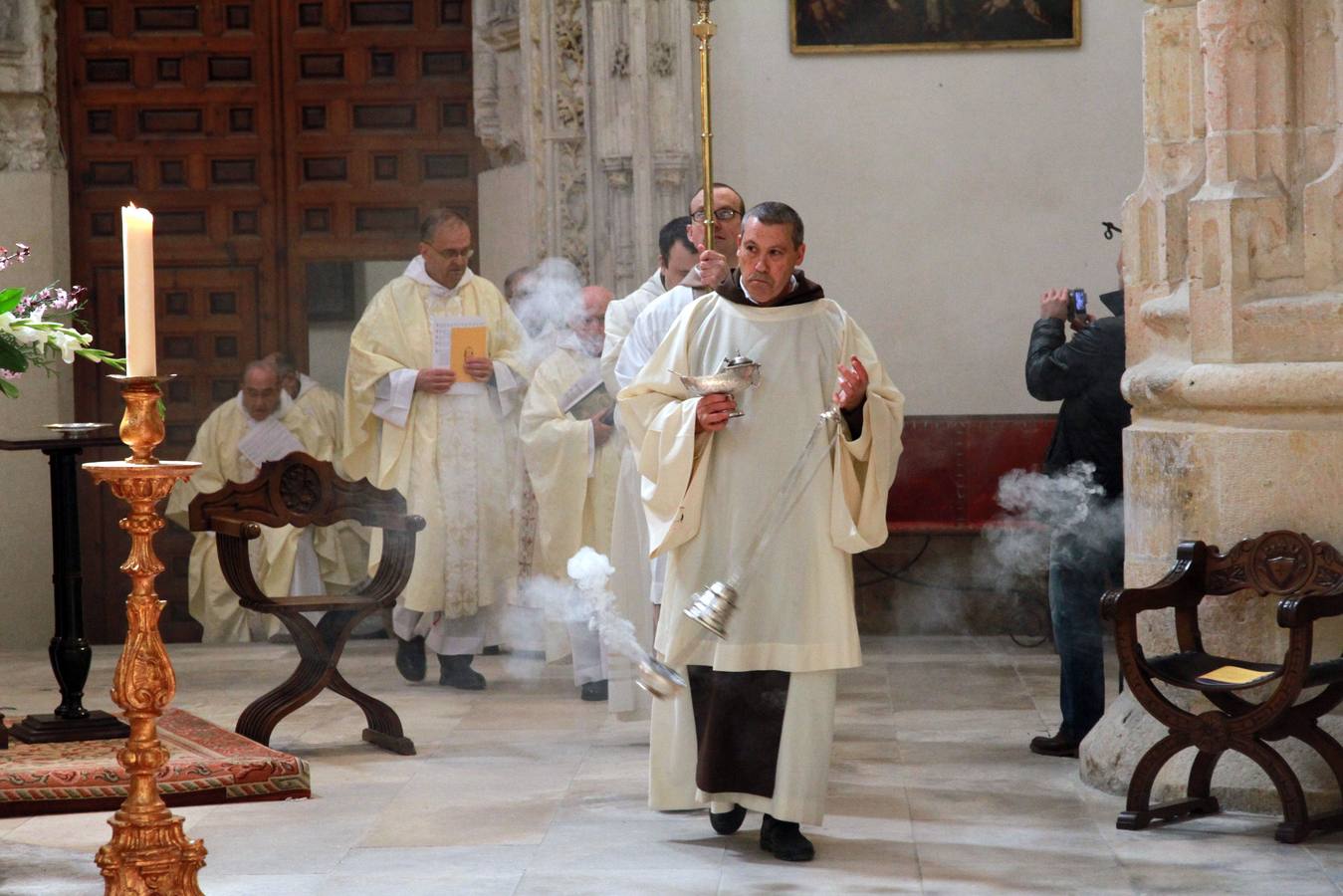 Ordenación de un nuevo diácono en el Monasterio de Santa María del Parral de Segovia (1/2)