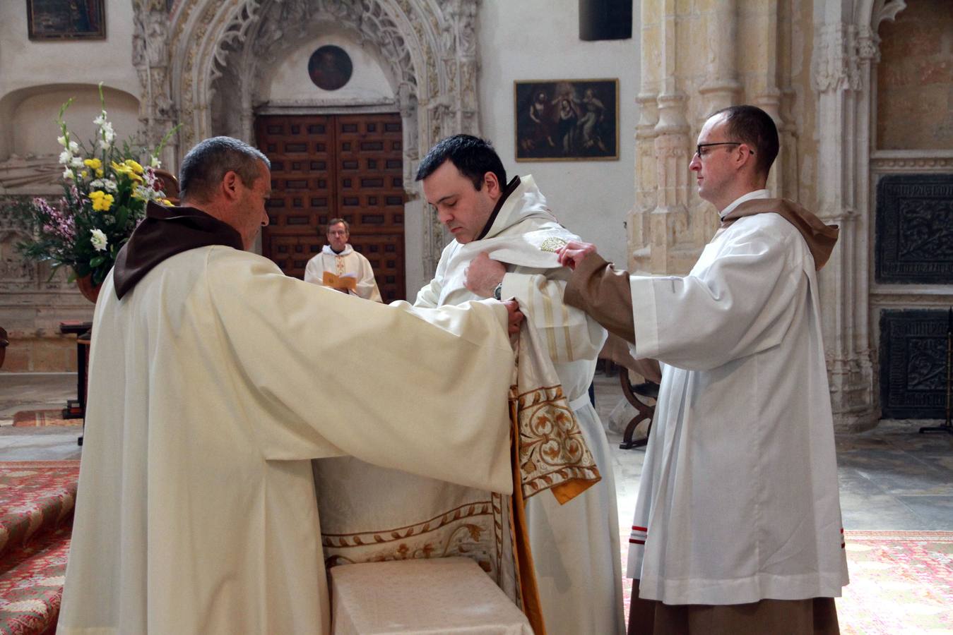 Ordenación de un nuevo diácono en el Monasterio de Santa María del Parral de Segovia (2/2)