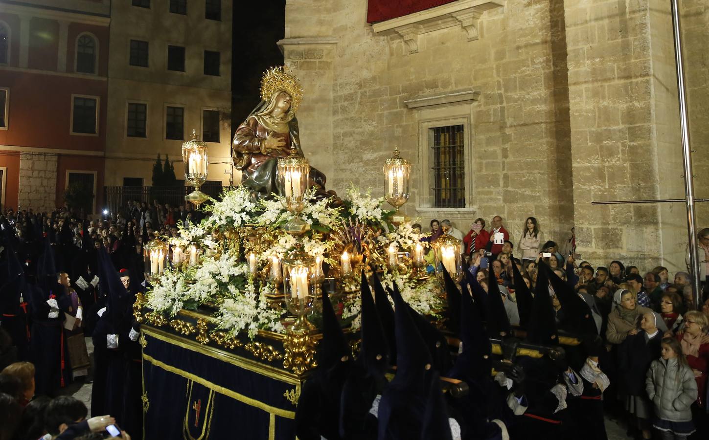 Procesión del Encuentro de la Virgen con su hijo en Valladolid