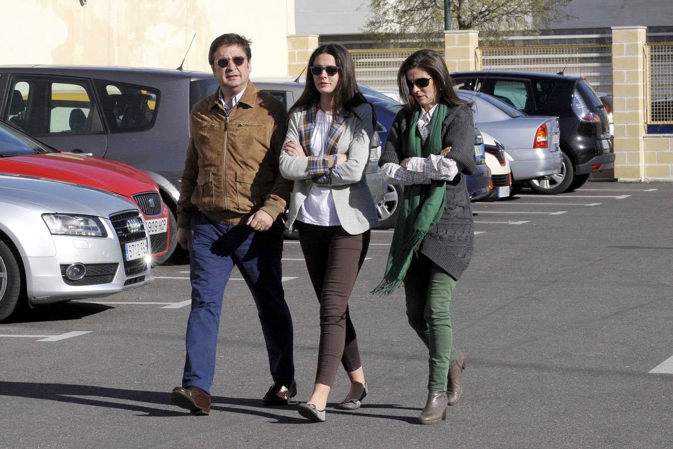 Familiares y amigos dan su último adiós a Lalo García