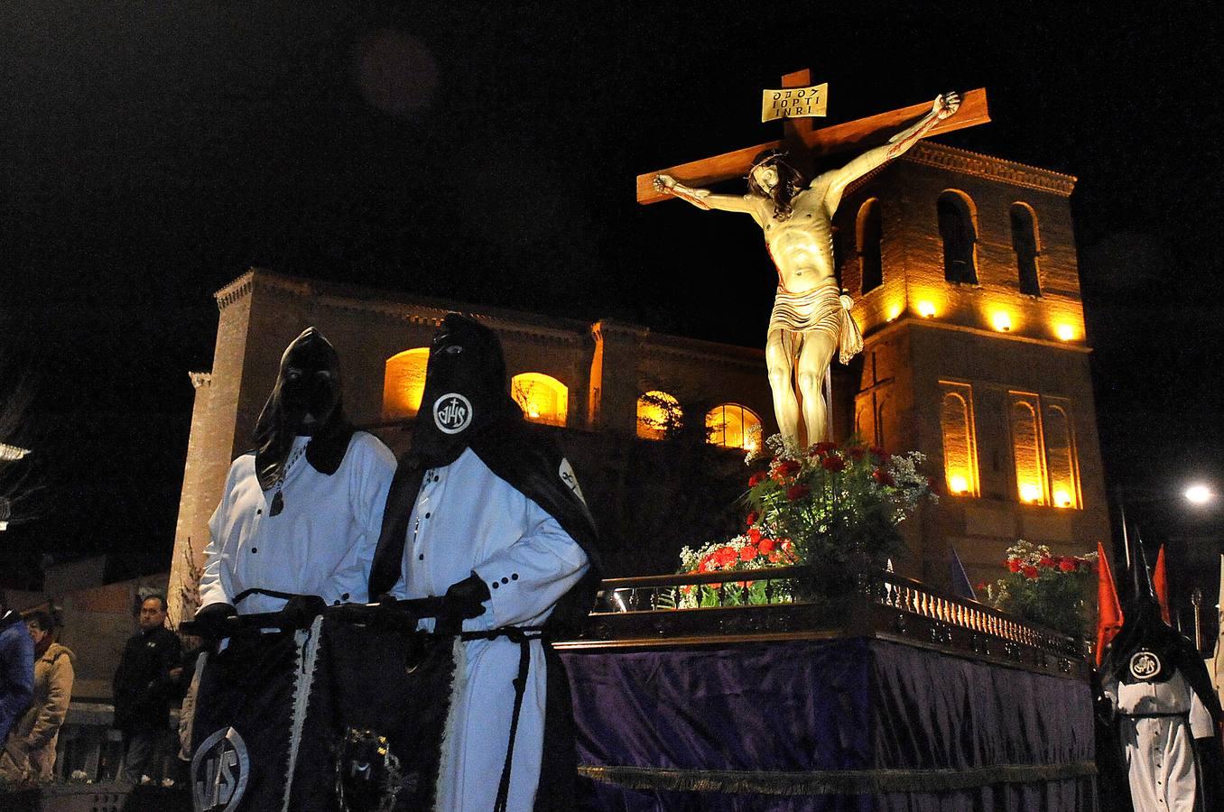 Vía Crucis nocturno en Medina del Campo (Valladolid)