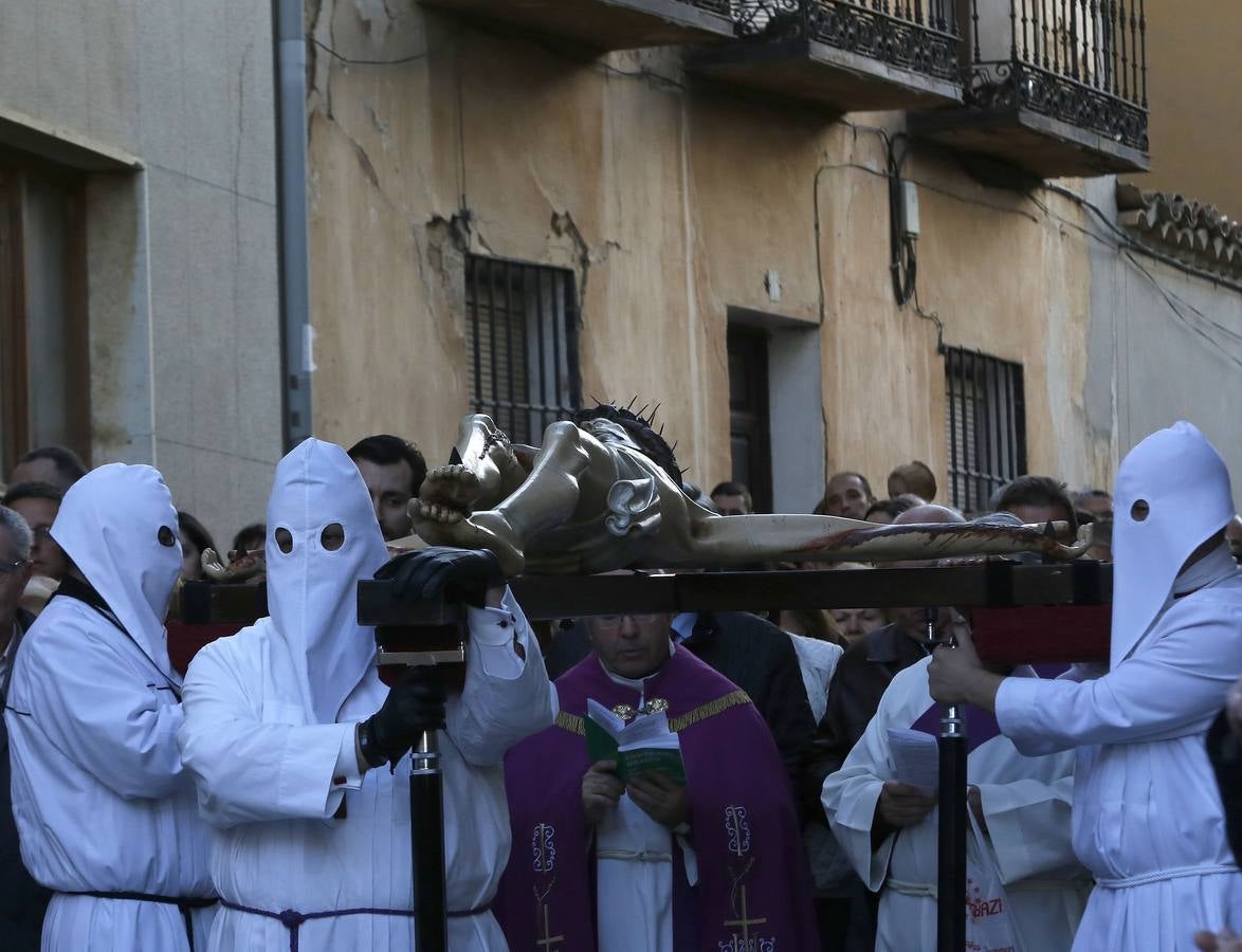 Encuentro entre la Dolorosa y el Cristo del Amparo en Medina de Rioseco (Valladolid)