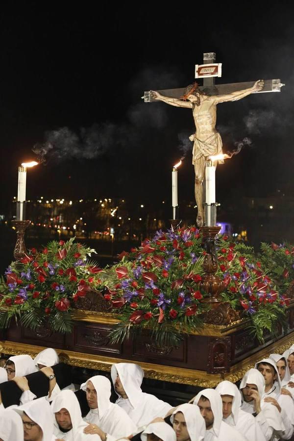 Procesión del Santísimo Cristo del Amor y de la Paz en Salamanca