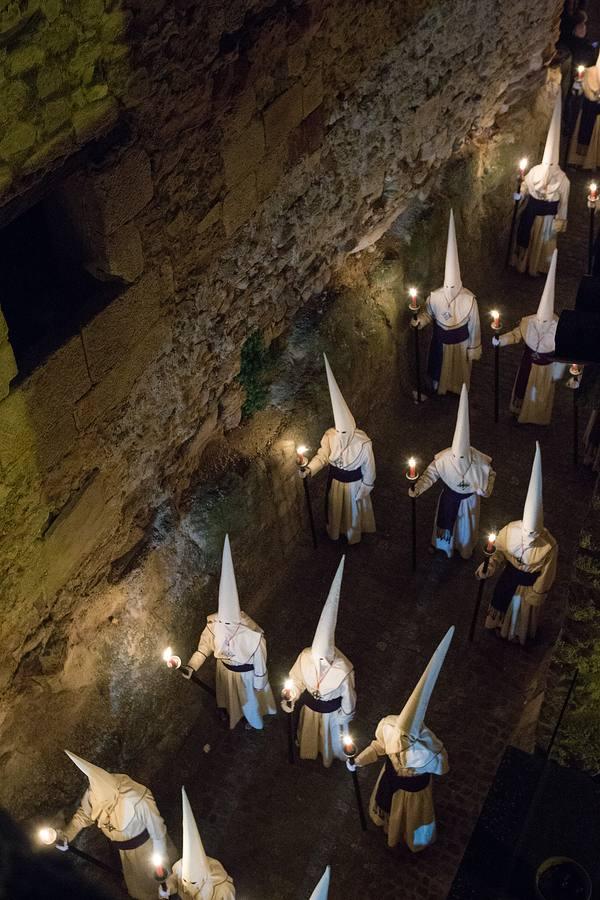 Procesión de la Penitente Hermandad de Jesús Yacente en Zamora