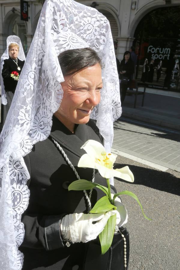 Encuentro entre el Cristo Resucitado y la Vírgen de la Alegria en Valladolid