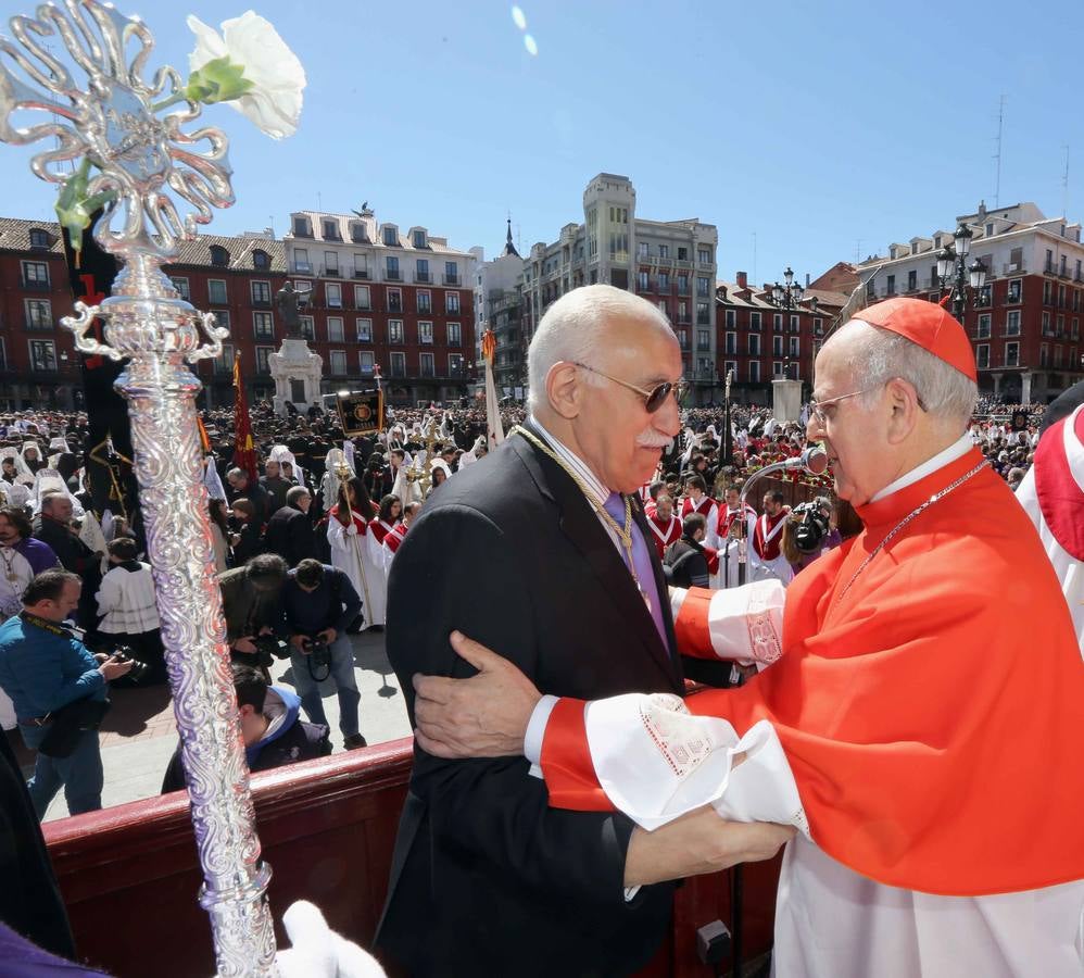 Encuentro entre el Cristo Resucitado y la Vírgen de la Alegria en Valladolid