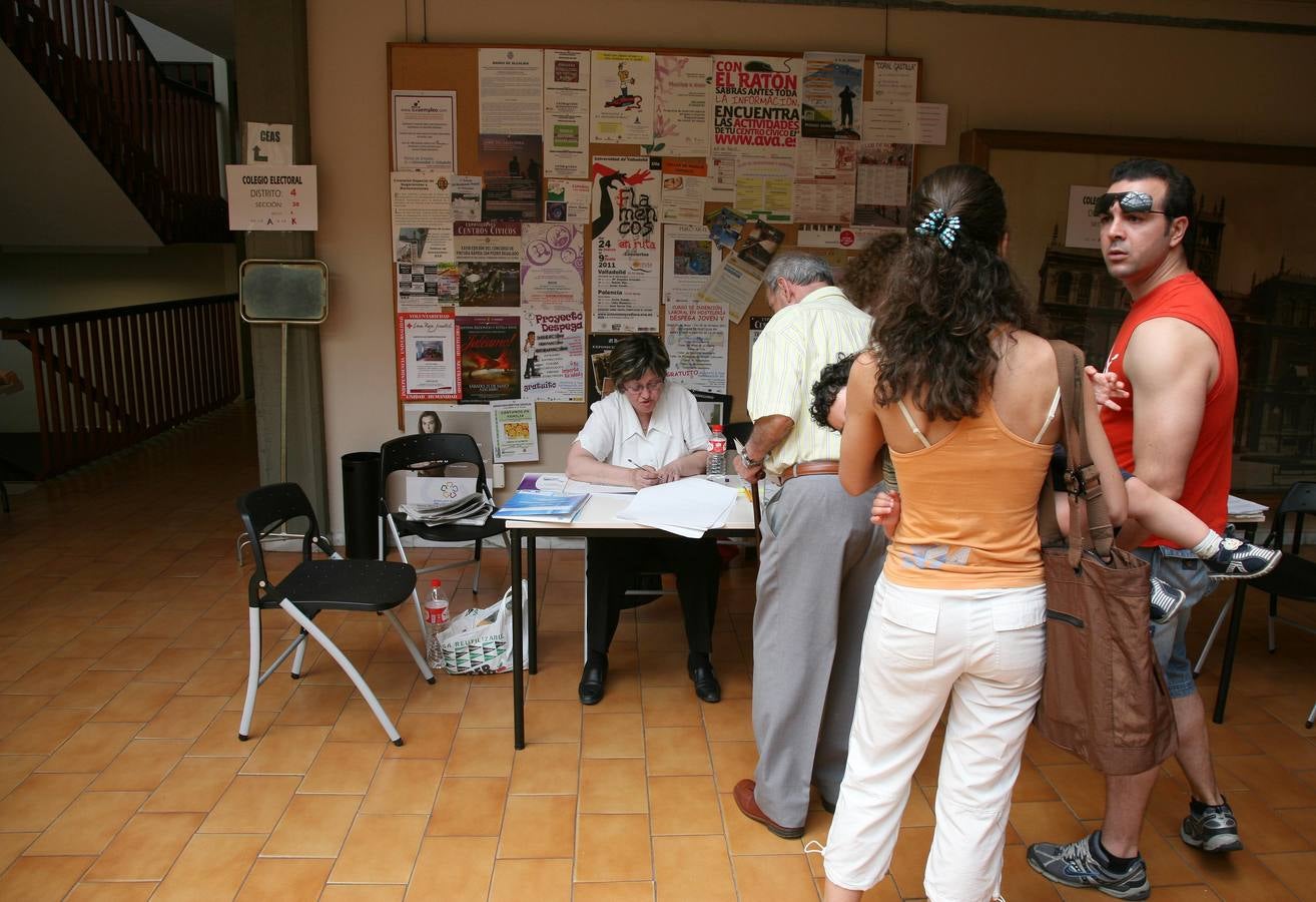 Imagen del colegio electoral Centro Cívico Delicias en Valladolid.