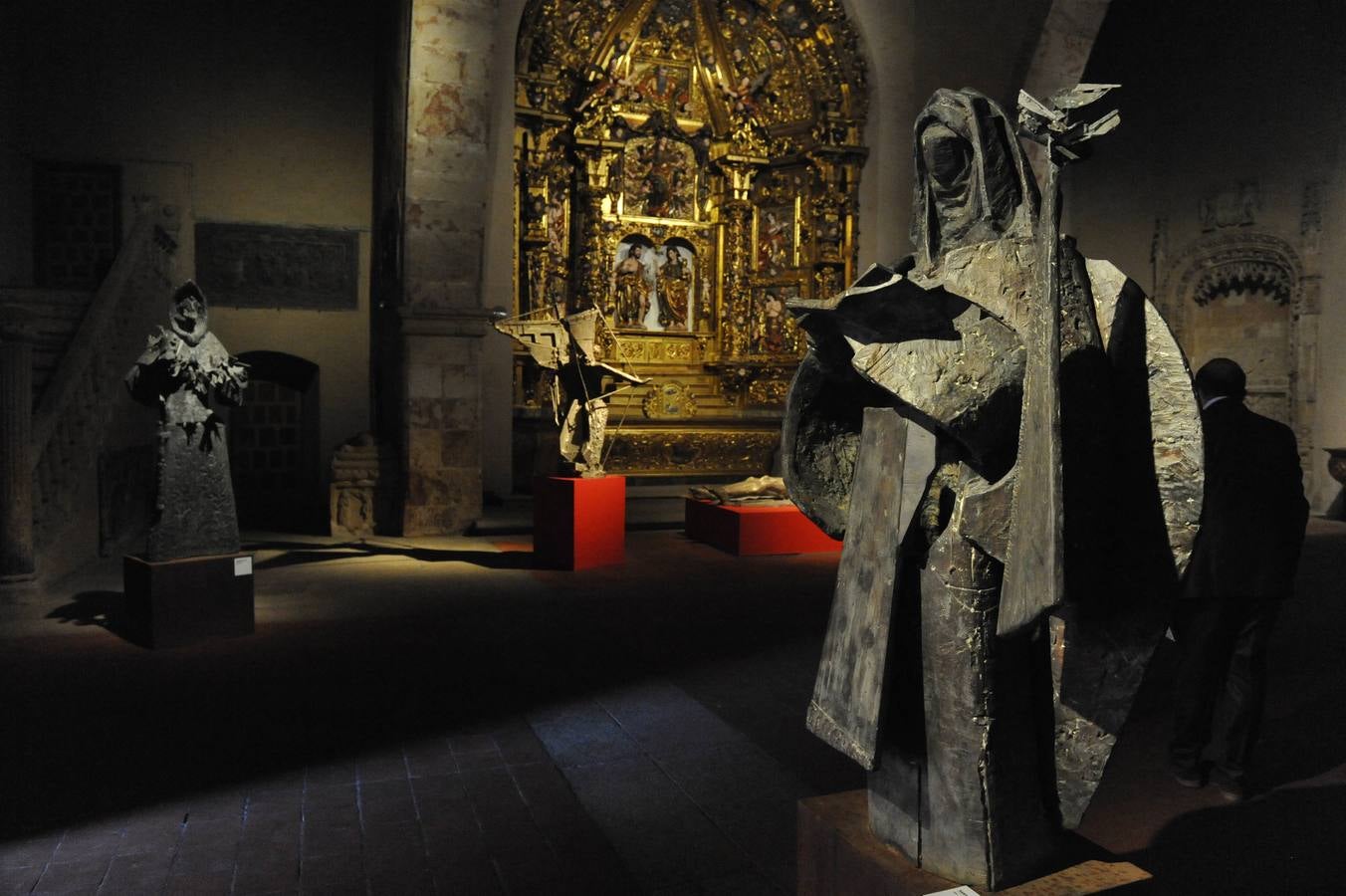 Inauguración de la exposición de Venancio Blanco en Alba de Tormes (Salamanca)