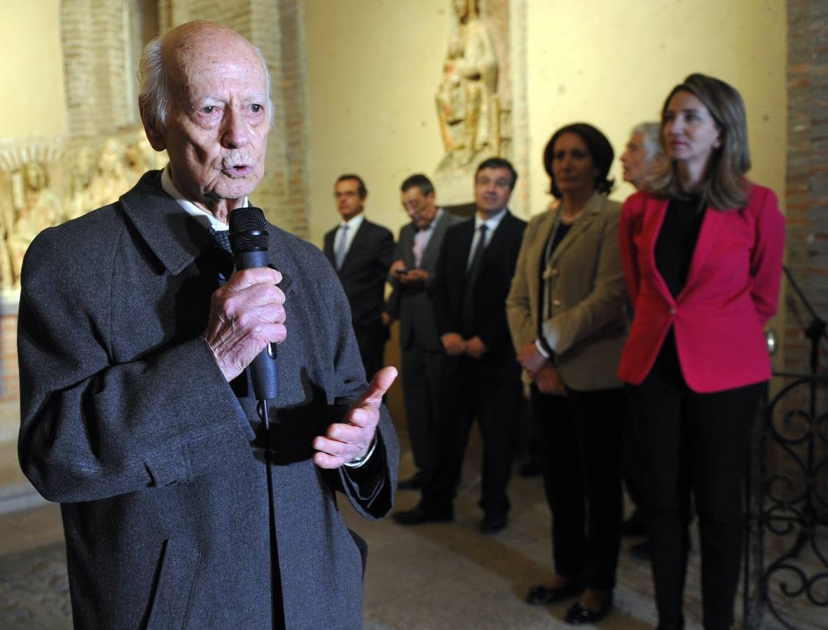 Inauguración de la exposición de Venancio Blanco en Alba de Tormes (Salamanca)