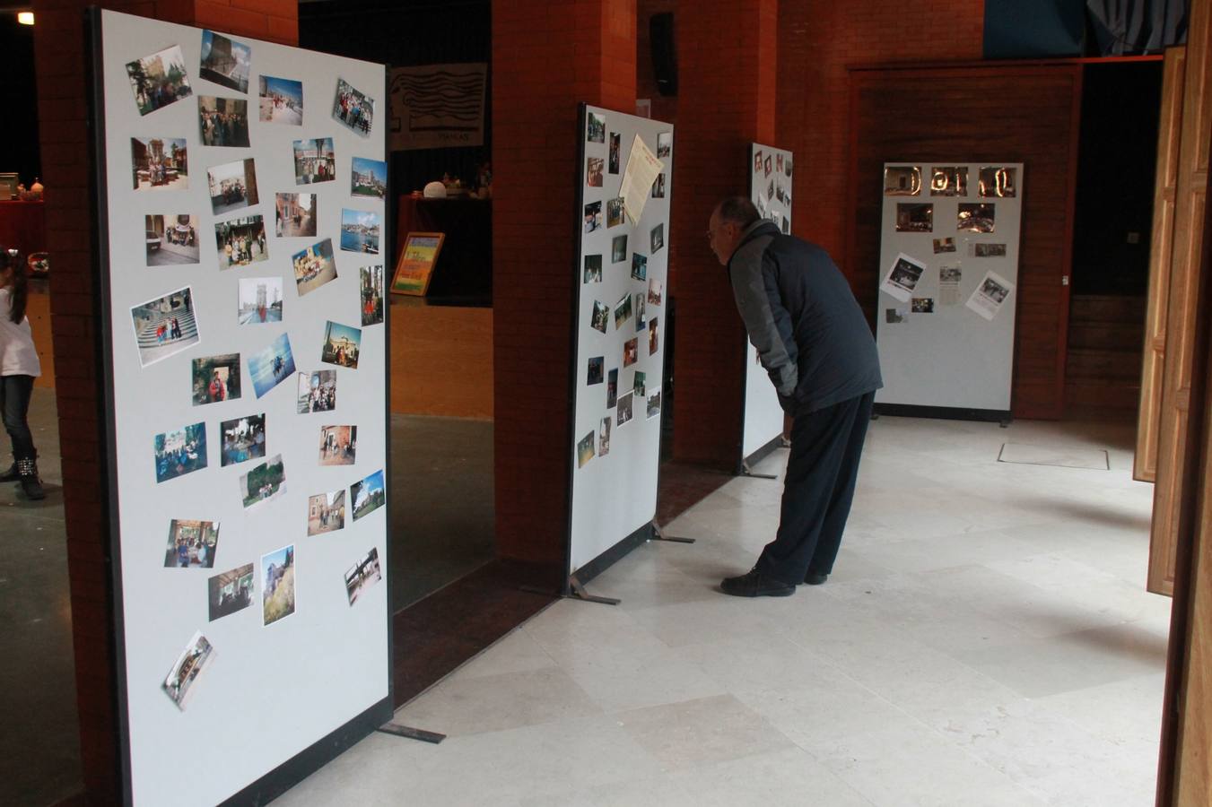 Exposición por el 25 aniversario de la Asociación de Mujeres Alicia B. Gould en Simancas (Valladolid)