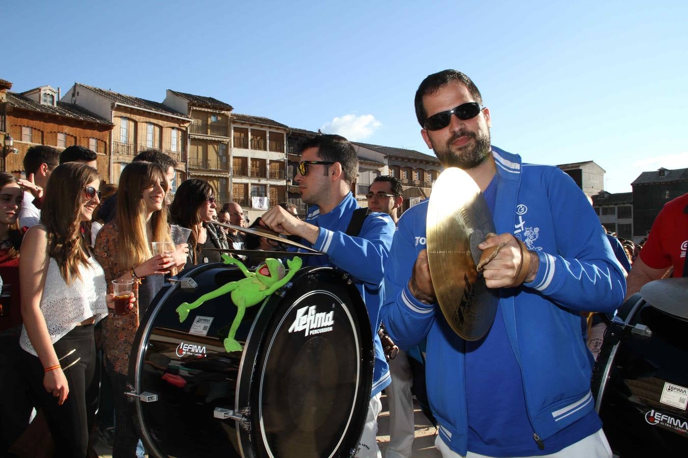 Peñafiel baila al ritmo de las charangas