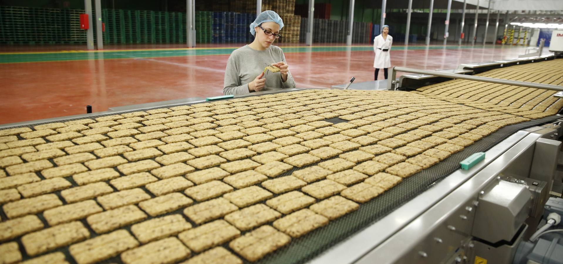 Galletas Gullón inaugura una nueva planta en Aguilar de Campoo (Palencia)