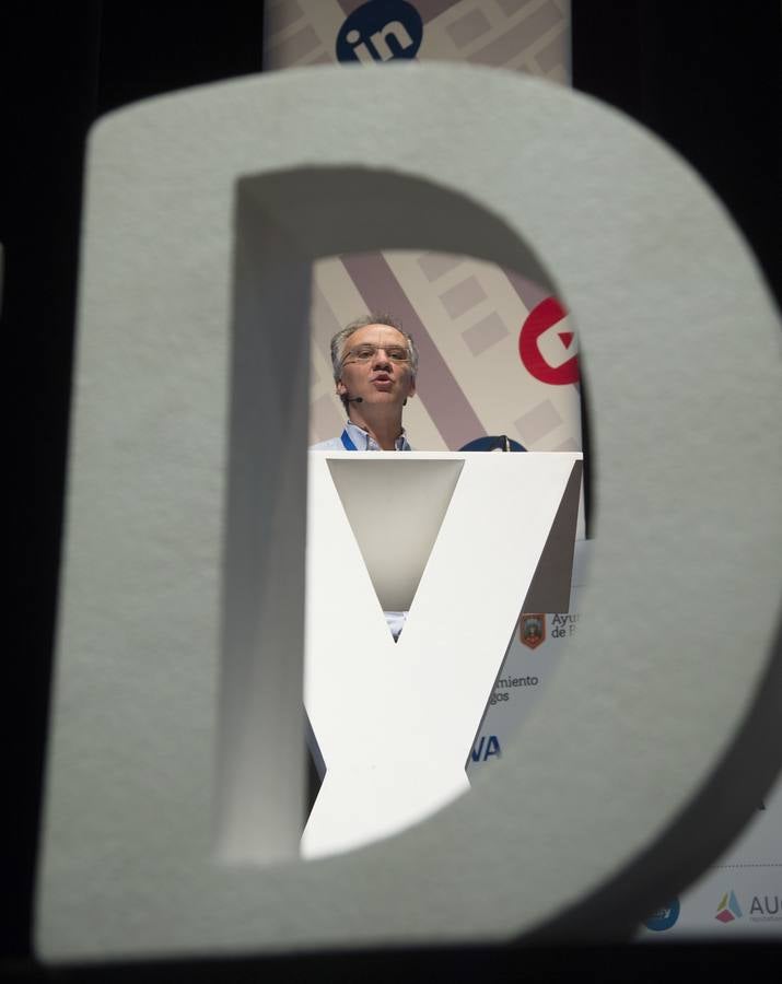 Primera jornada del V Congreso Iberoamericano sobre Redes Sociales IRedes que se celebra en Burgos