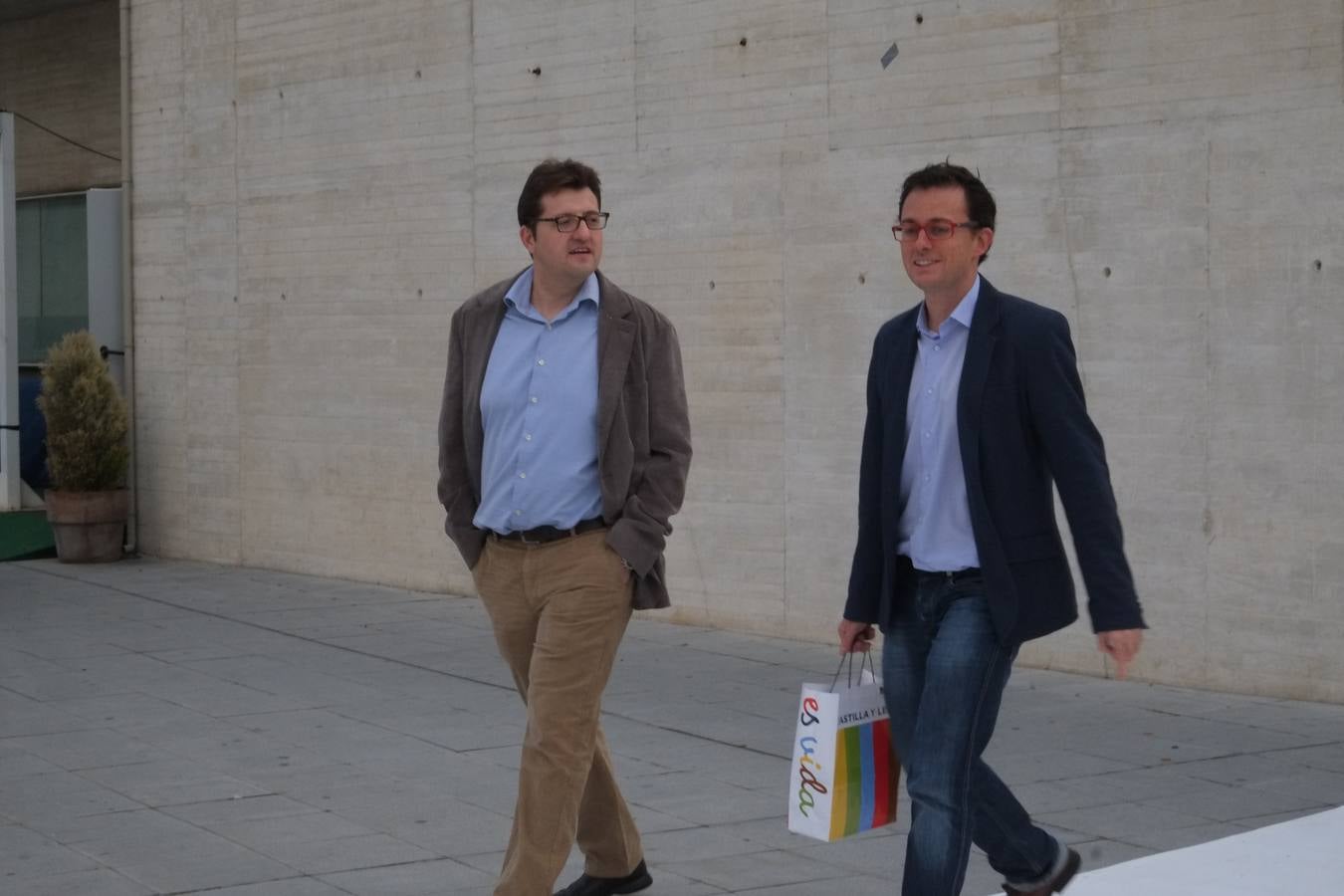 El Norte de Castilla entrega los Premios e-volución 2015 a las mejores ideas e iniciativas de la Red (2/4)