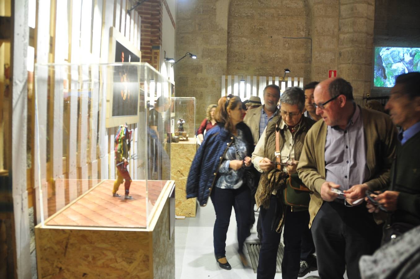 Gran ambiente en Villalar en la celebración del Día de la Comunidad (1/3)