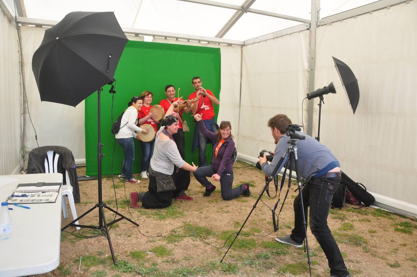 Gran ambiente en Villalar en la celebración del Día de la Comunidad (2/3)