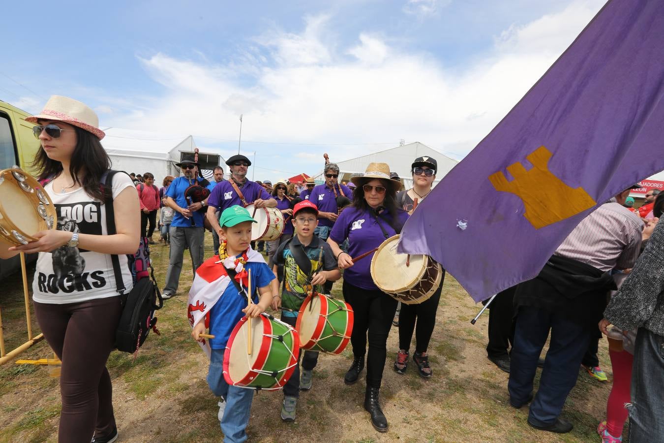 Gran ambiente en Villalar en la celebración del Día de la Comunidad (3/3)