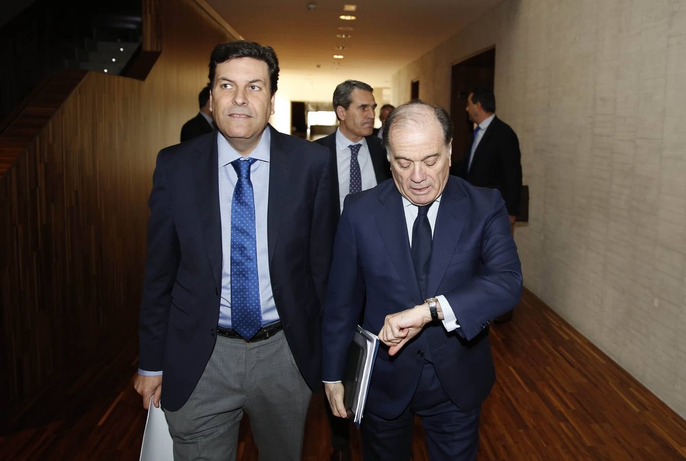 Comparecencia deTomás Villanueva ante la Diputación Permanente de las Cortes