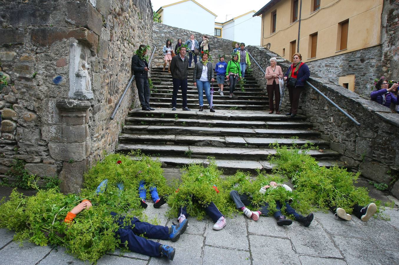 Fiesta de los Maios de Villafranca del Bierzo (León)