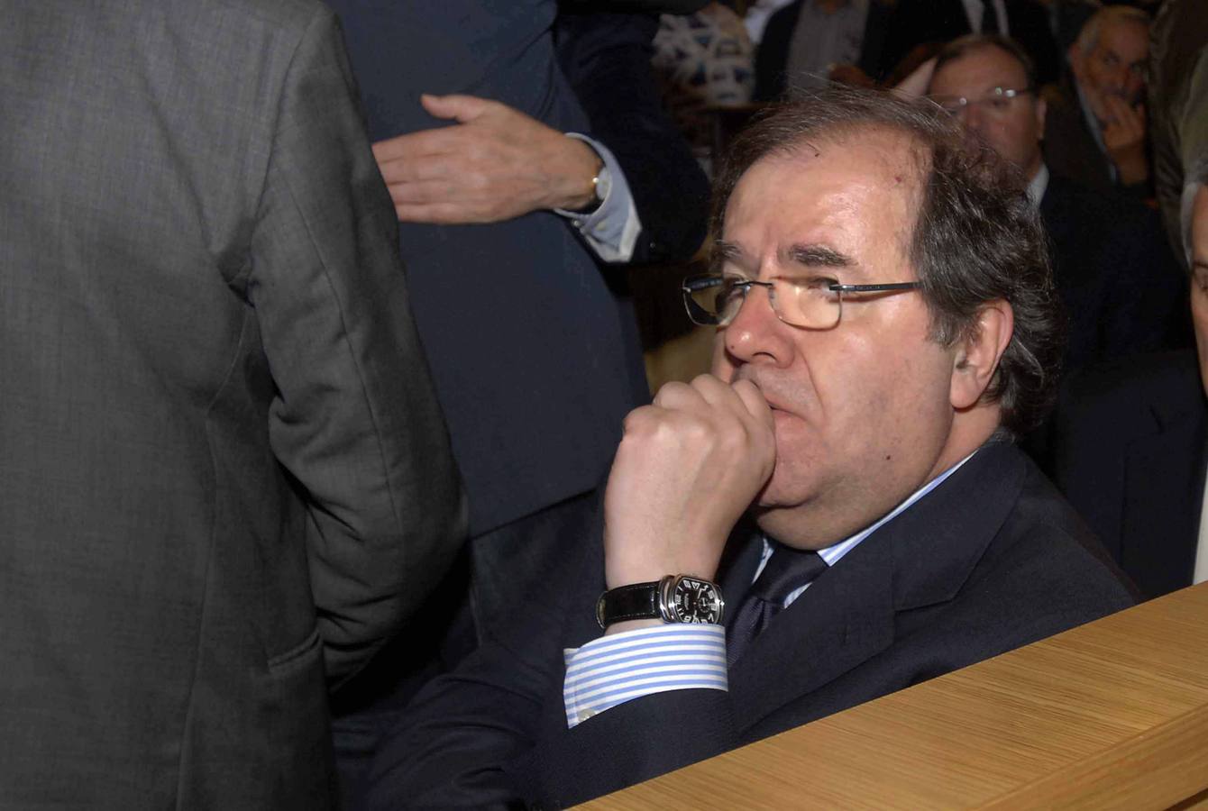 12.05.14 El presidente de la Junta, Juan Vicente Herrera, profundamente consternado.