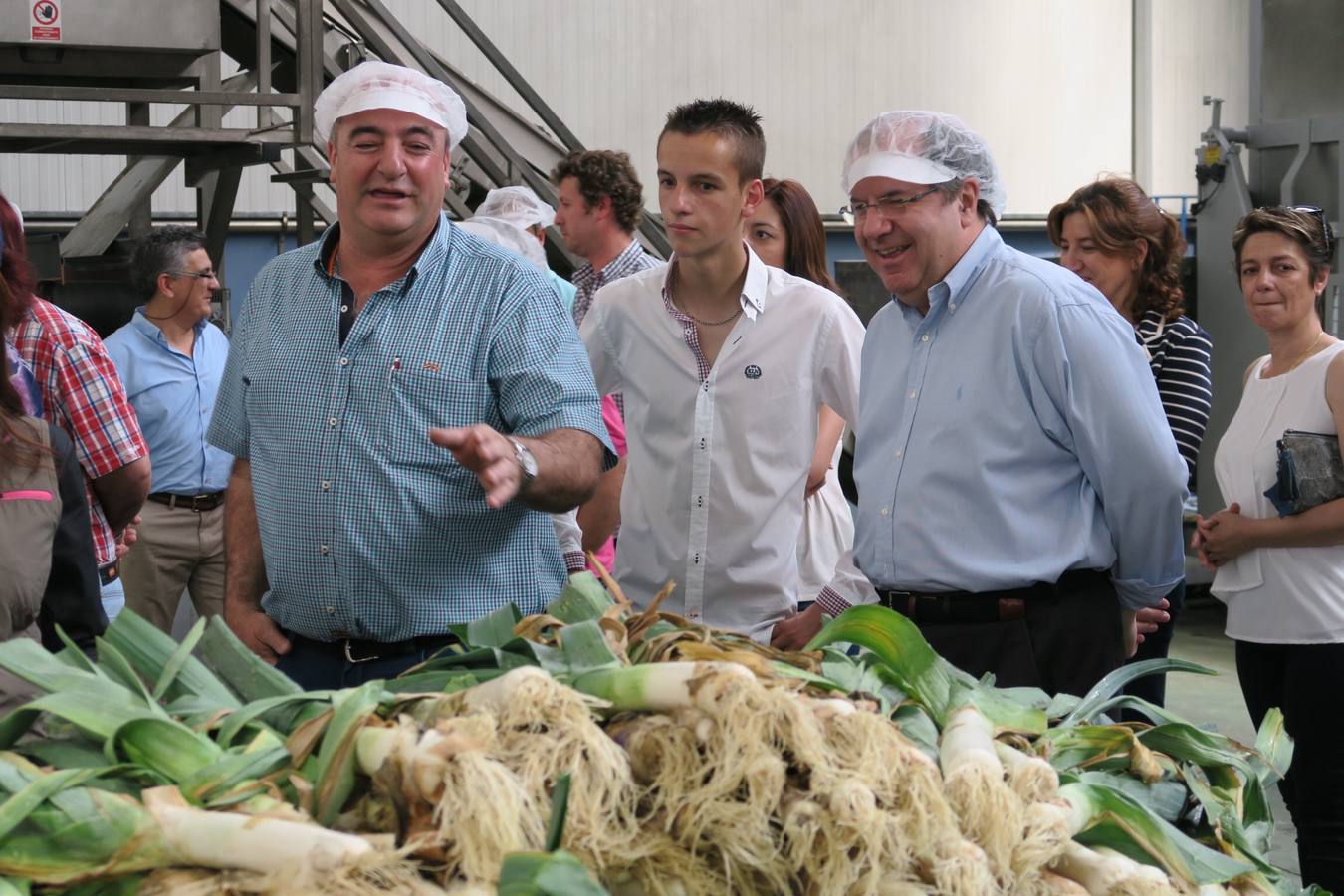 El candidato del PP a la Presidencia de la Junta de Castilla y León visita la provincia de Segovia