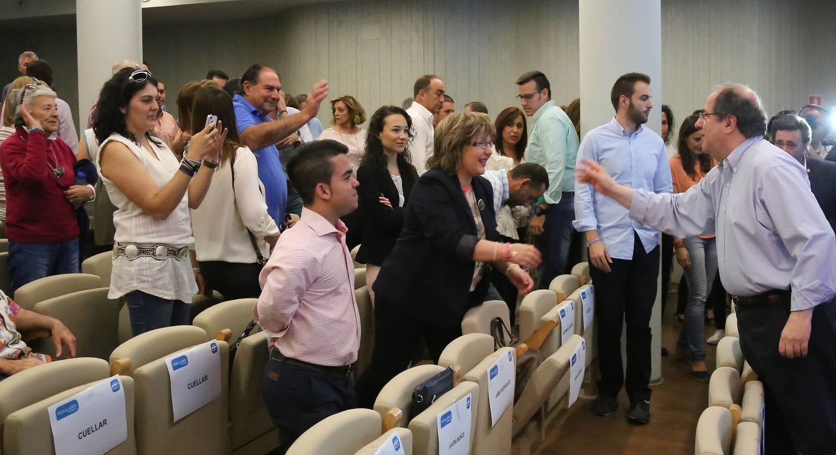 El candidato del PP a la Presidencia de la Junta de Castilla y León visita la provincia de Segovia