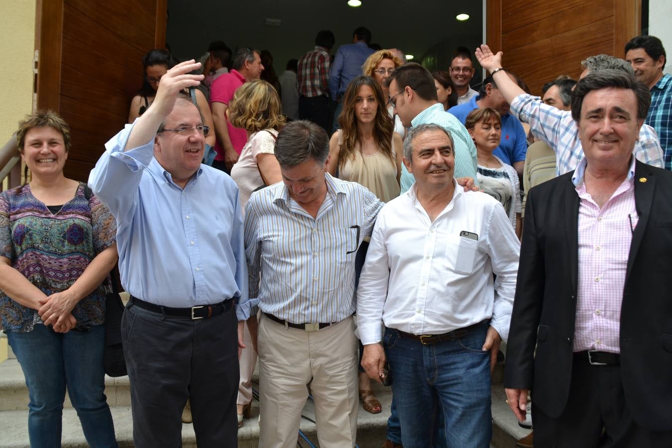 El candidato del PP a la Presidencia de la Junta de Castilla y León visita la provincia de Segovia