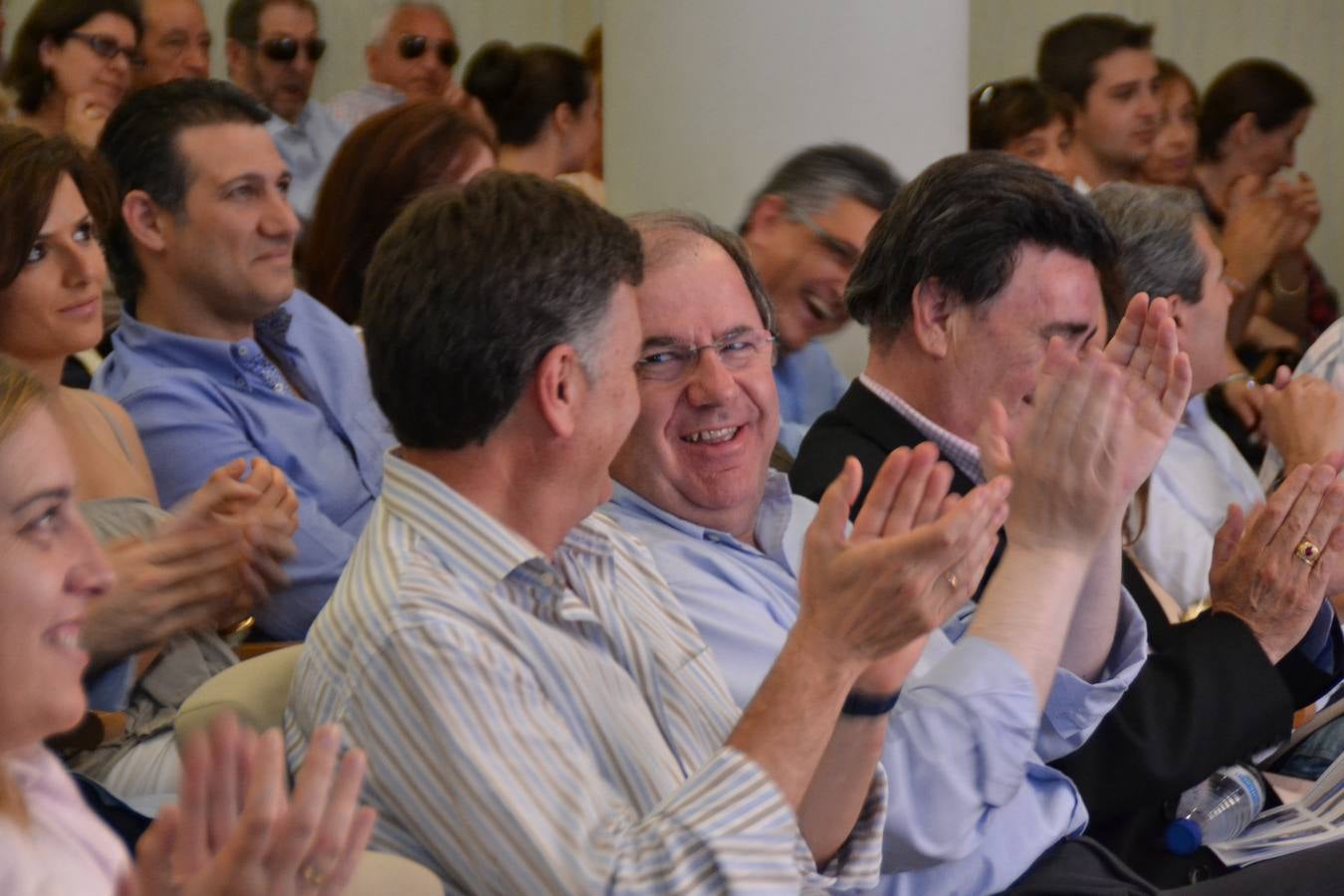 El candidato del PP a la Presidencia de la Junta de Castilla y León visita la provincia de Segovia