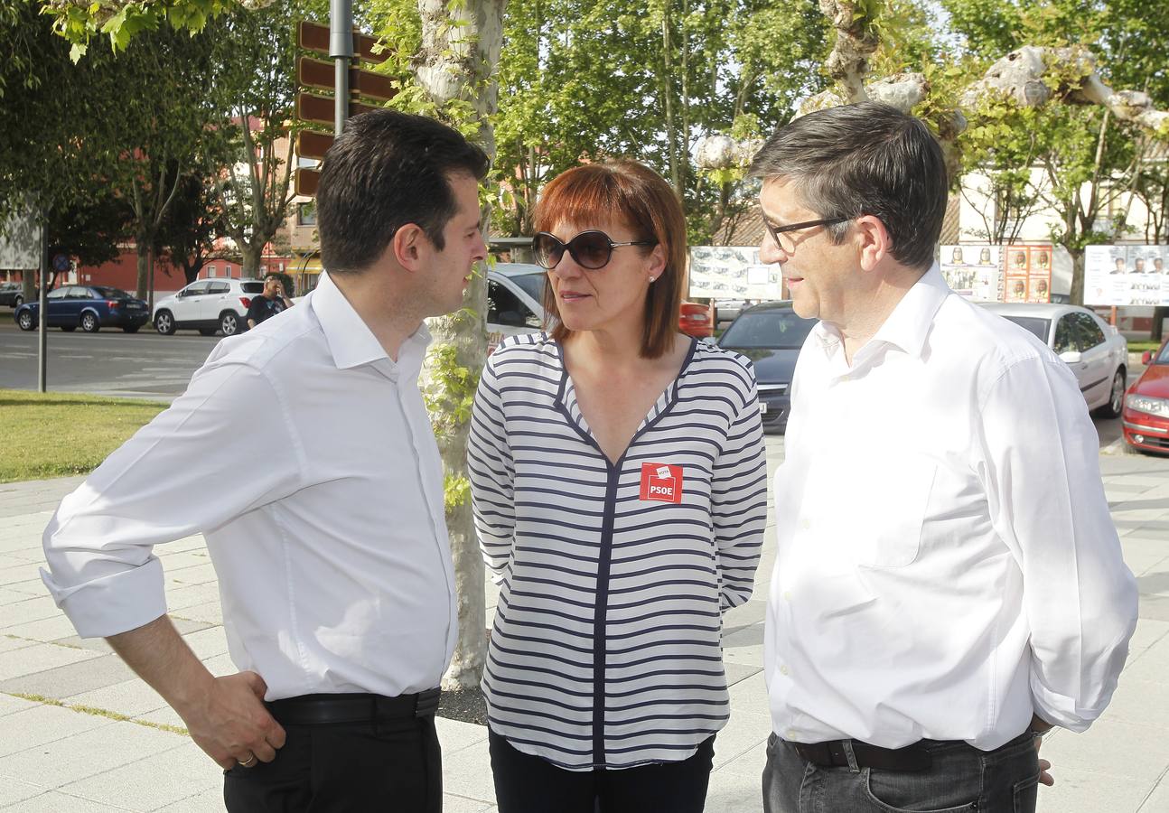 Luis Tudanca visita Venta de Baños (Palencia) para apoyar la candidatura de Rosa Juanes a la alcaldía