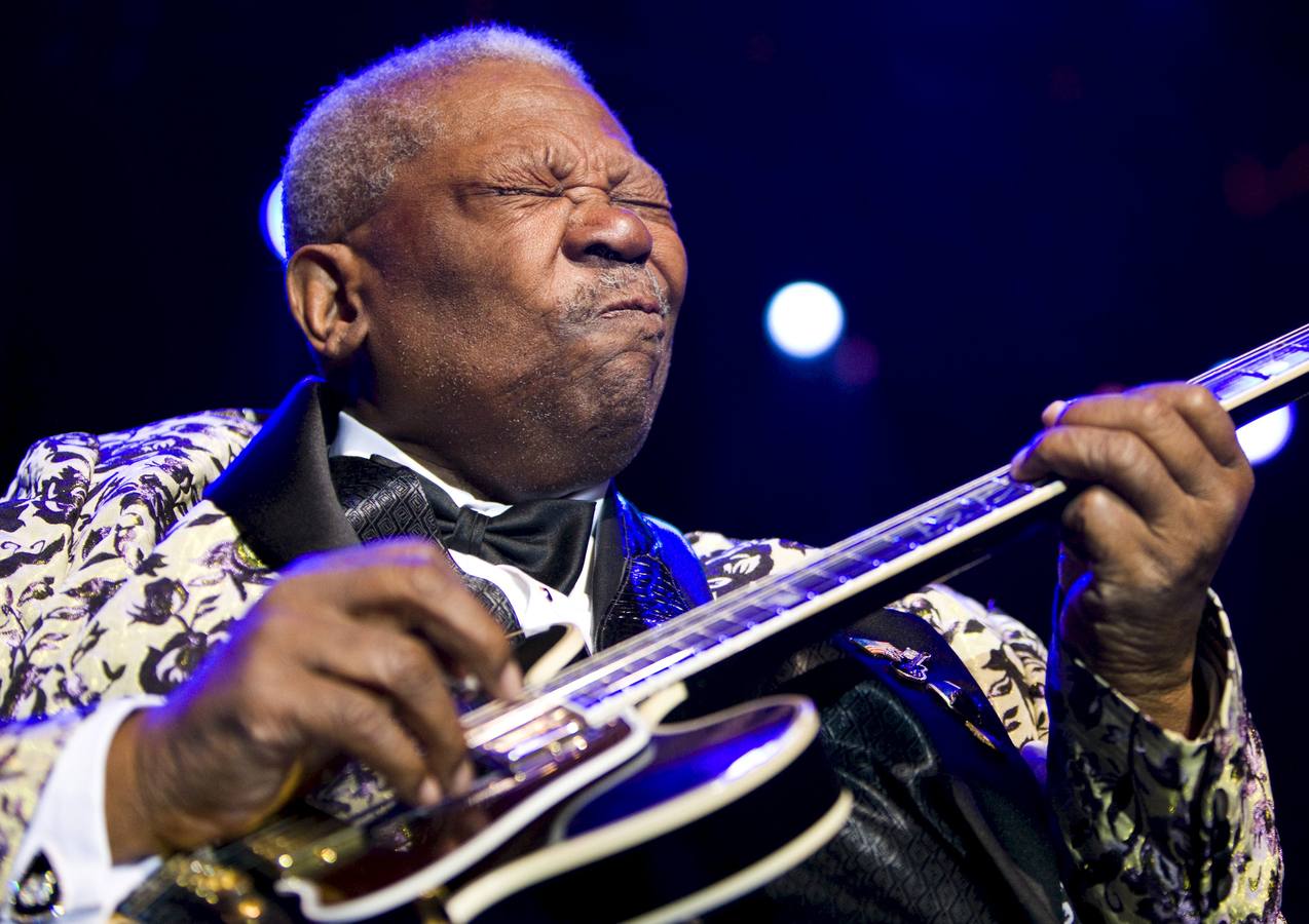 B. B. King, en una actuación en 2009, en el 43 Festival de Jazz de Montreux.