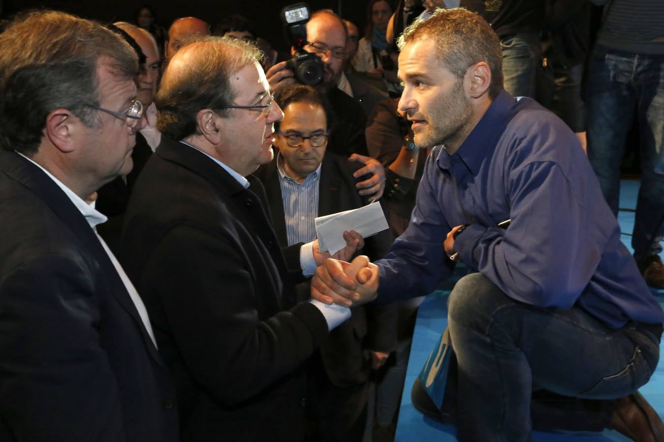 Varios mineros irrumpen en el mitin del Partido Popular en el Auditorio Ciudad de León