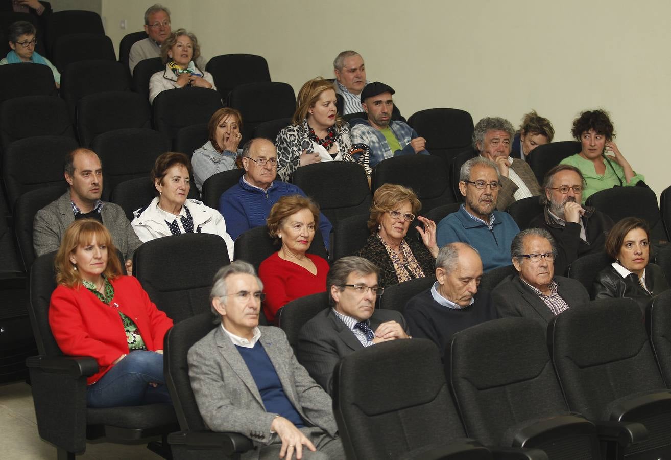 El poeta Luis Alberto de Cuenca en las V Jornadas de Poesía en Palencia