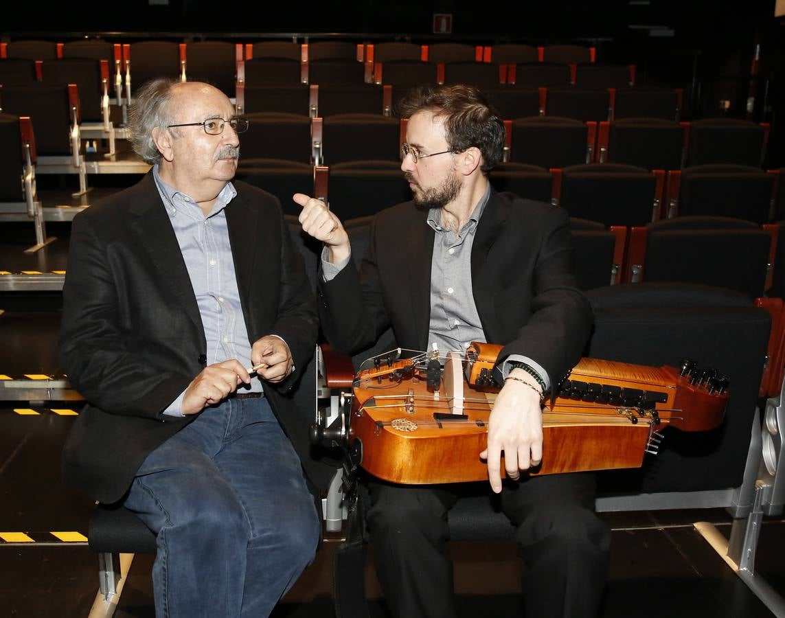 Poesía envuelta en música en el Aula de Cultura de El Norte de Castilla