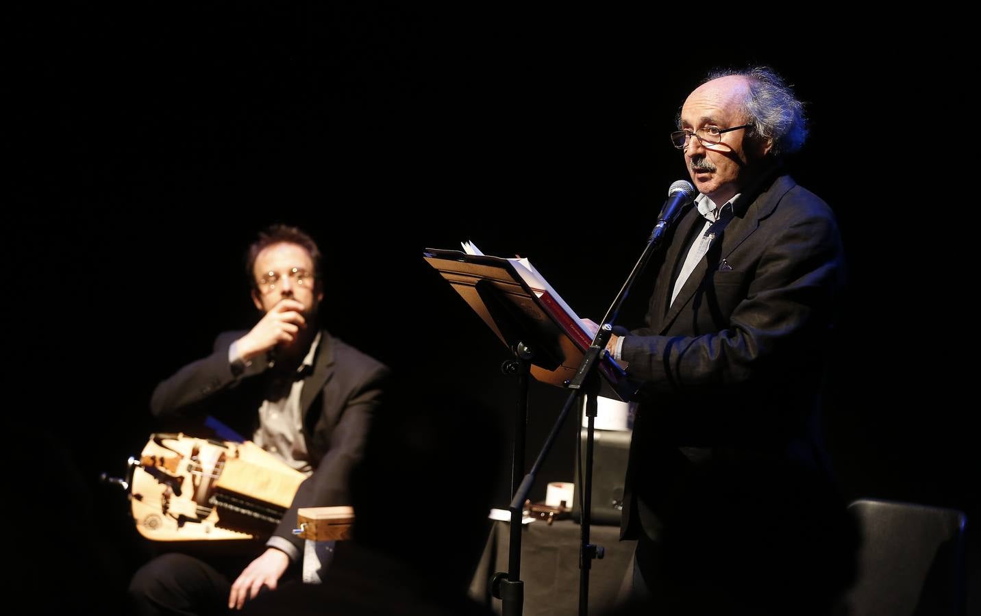 Poesía envuelta en música en el Aula de Cultura de El Norte de Castilla