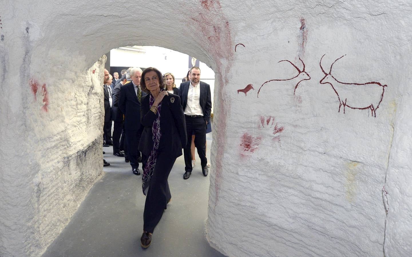 La reina Sofía visita el Parque Arqueológico de Atapuerca