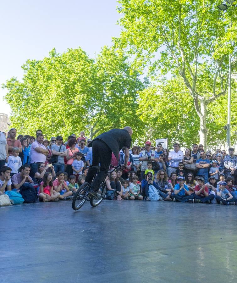 Jornada del sábado en el Festival de Teatro de Calle de Valladolid