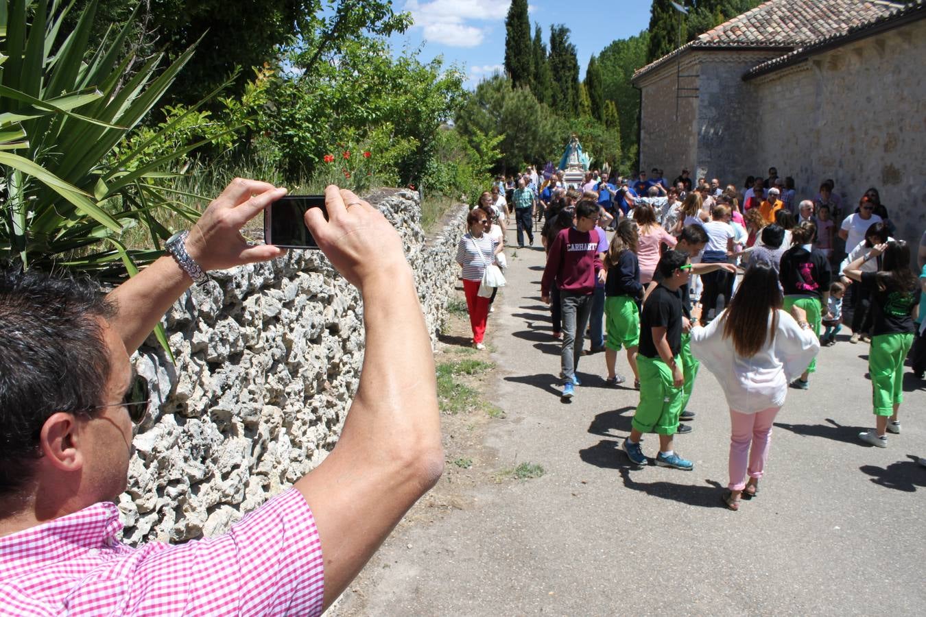 Los vecinos de Antigüedad (Palencia) festejan a la Virgen de Garón