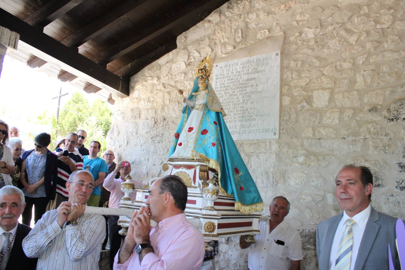 Los vecinos de Antigüedad (Palencia) festejan a la Virgen de Garón