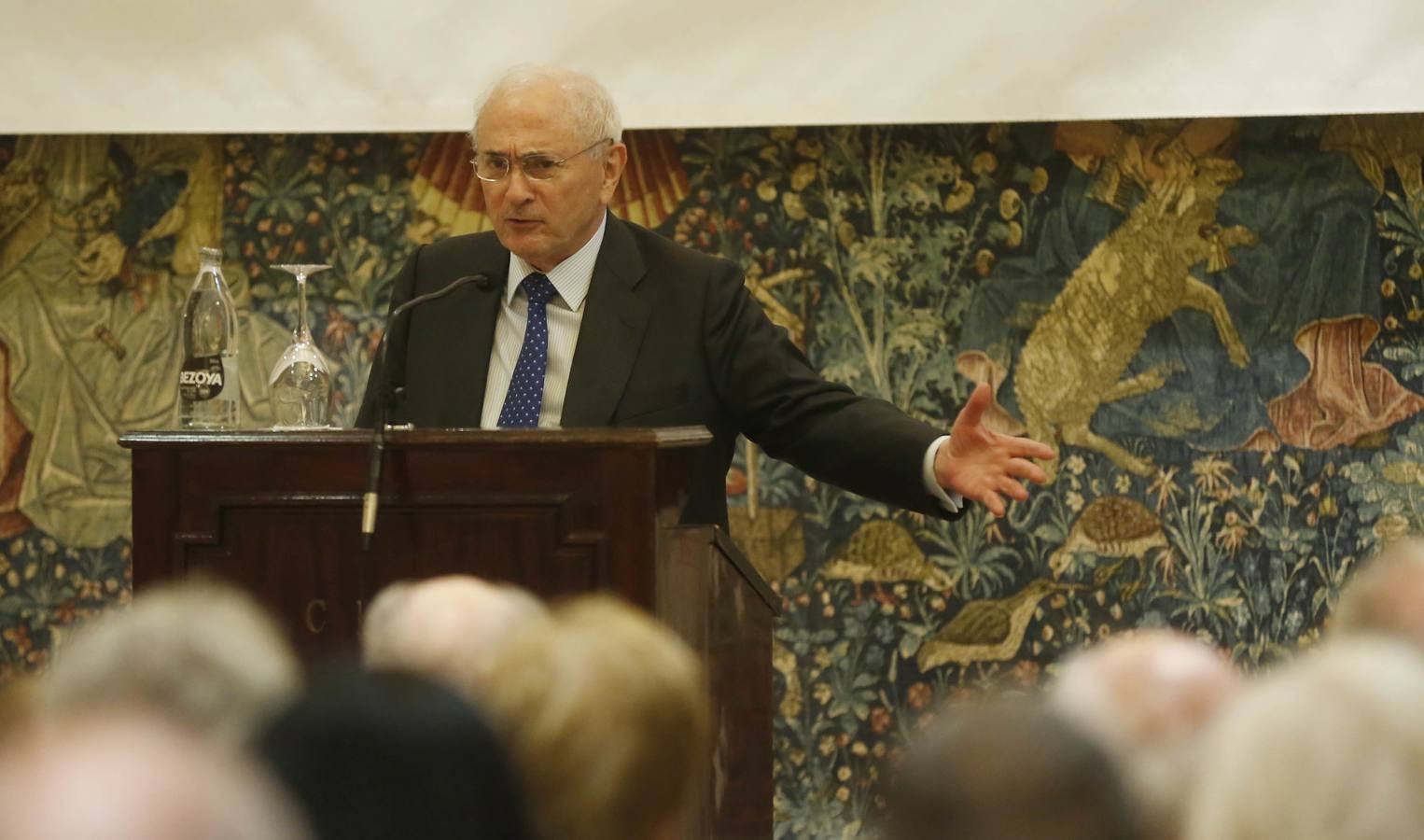 Conferencia de José Manuel Otero en el Club Santiago Alba de Valladolid