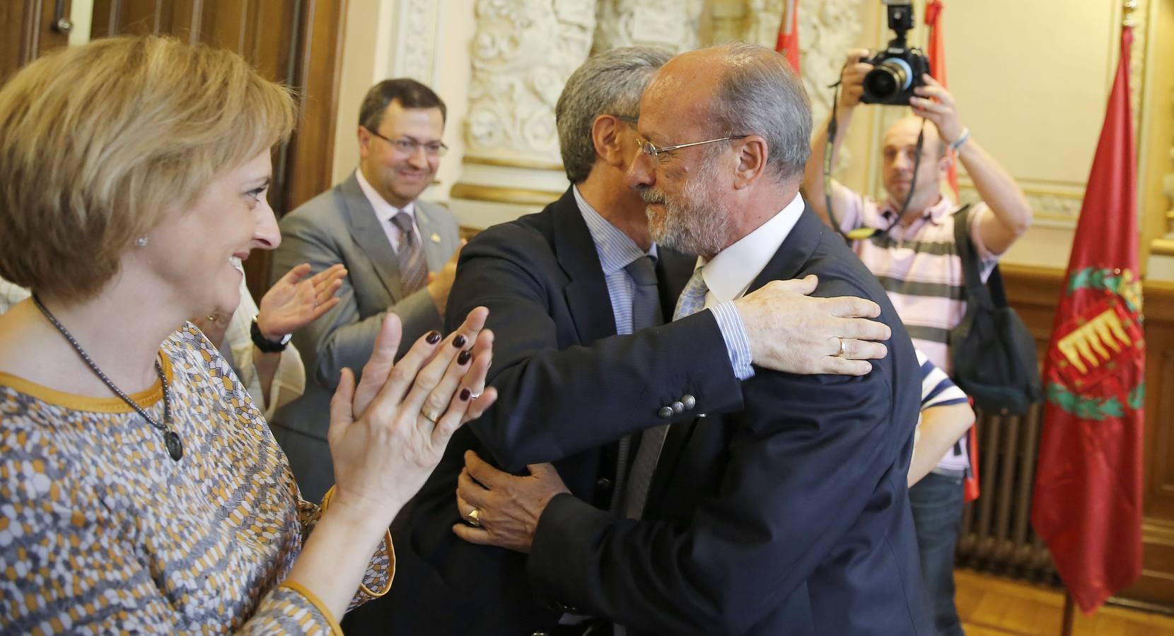 Javier León de la Riva delega la Alcaldía en funciones de Valladolid