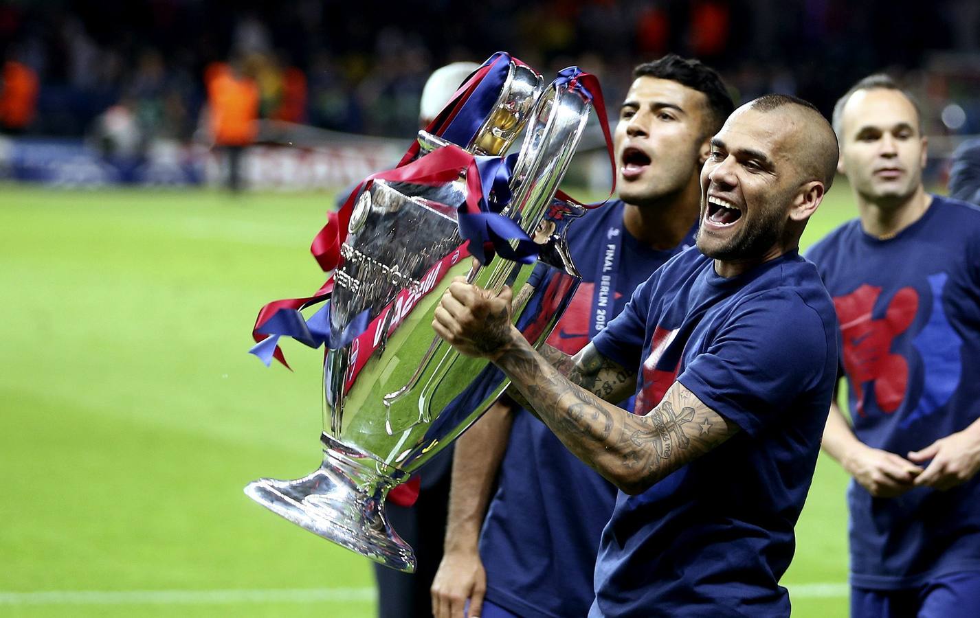 Los jugadores del Barça celebran la &#039;Champions&#039;