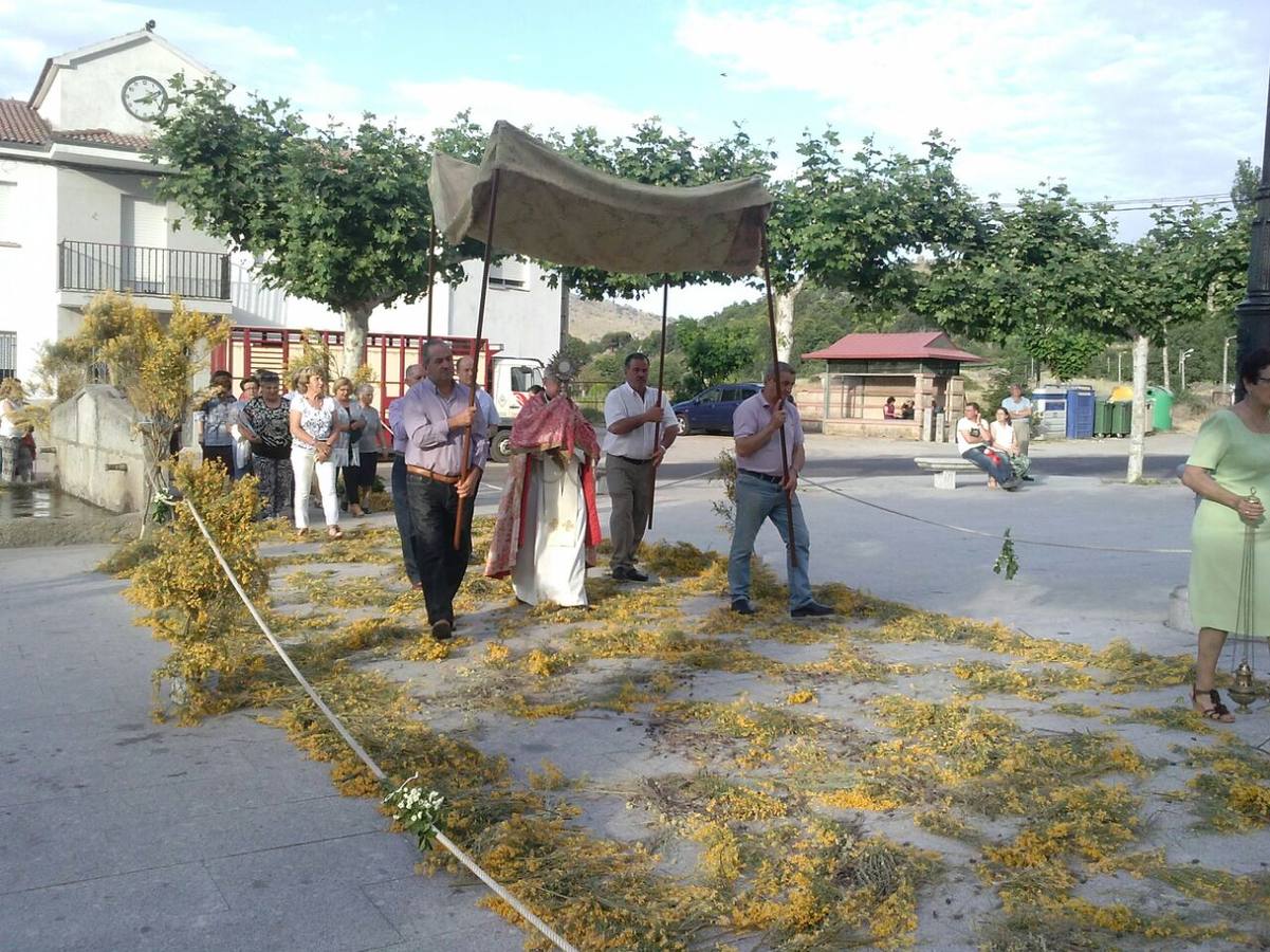 Sanchotello vivió con devoción el Corpus.