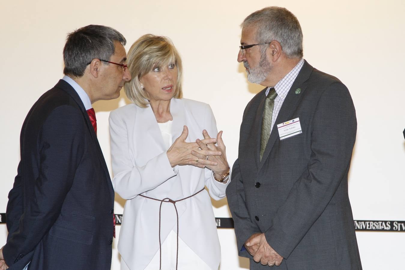 La reina Doña Sofía inaugura en Salamanca el III Simposio Internacional de Alzheimer (2/2)